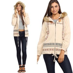 ➕New Embroidered faux fur hooded coat➕