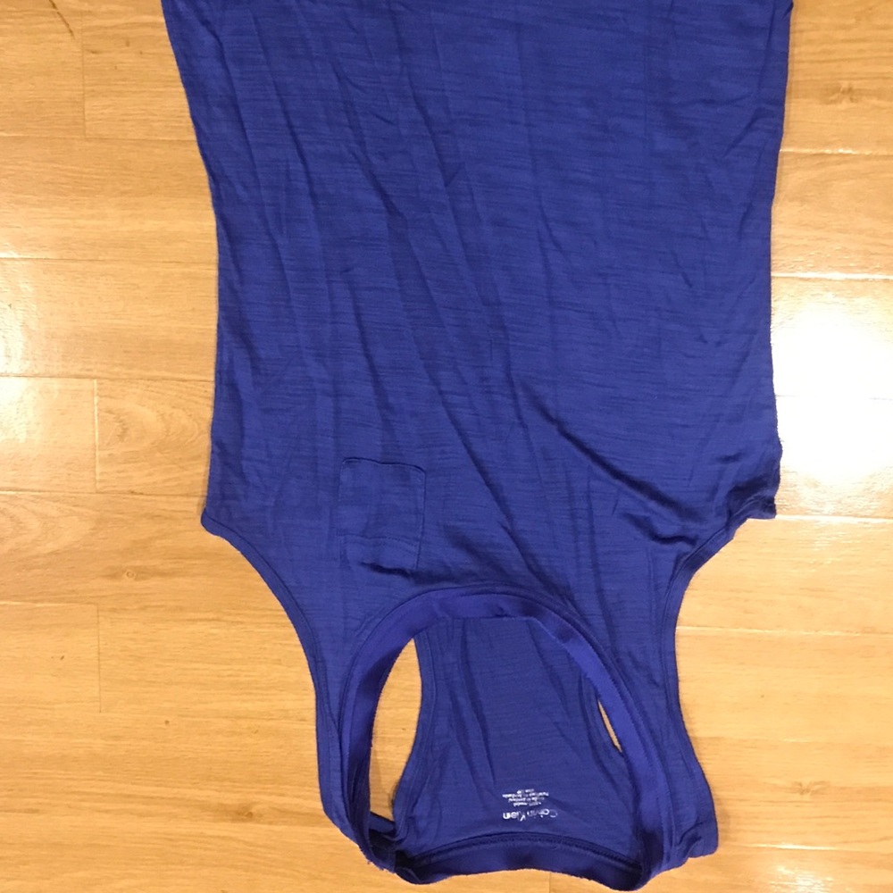 Nice fabric feel. Casual blue top