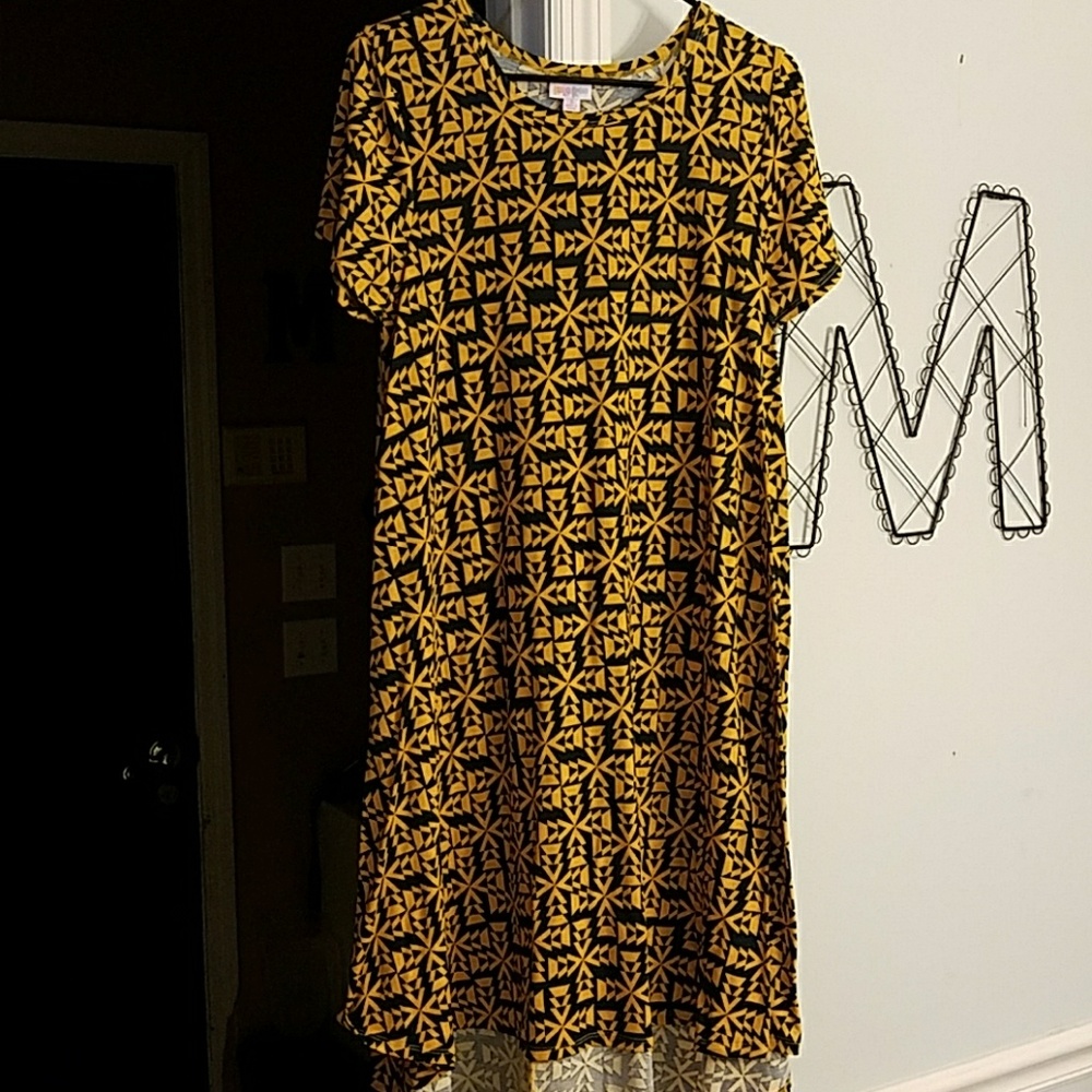 Lularoe Carly