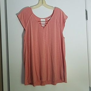 Cute top in great condition! Pinkish, cap sleeves