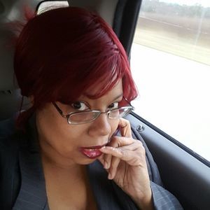 Meet your Posher, Adraine