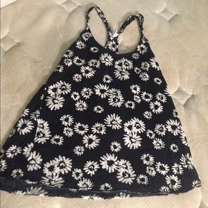 Black and white flower tank top lightly worn