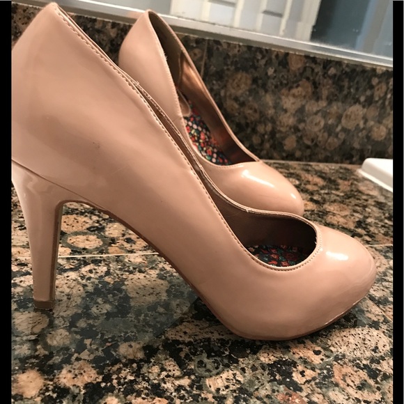 Madden Girl Patent Leather Heels - Picture 2 of 4