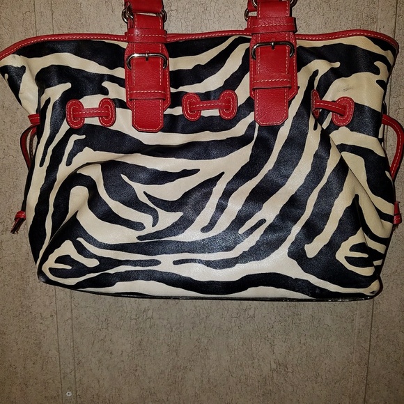 Dooney and Bourke purse - Picture 4 of 4