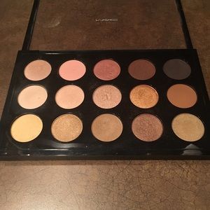 MAC Warm Neutrals pallet