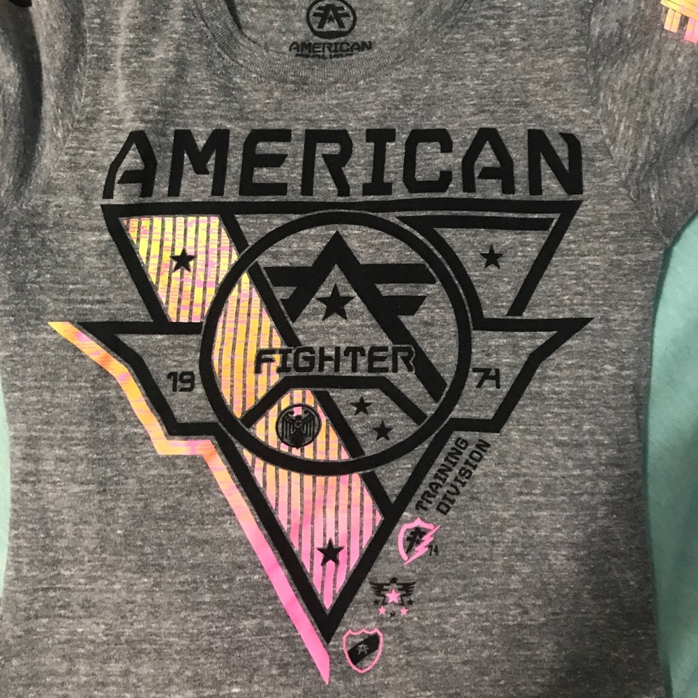 American fighter tee size small