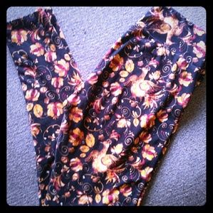 Lularoe os. Rare Thanksgiving leggings