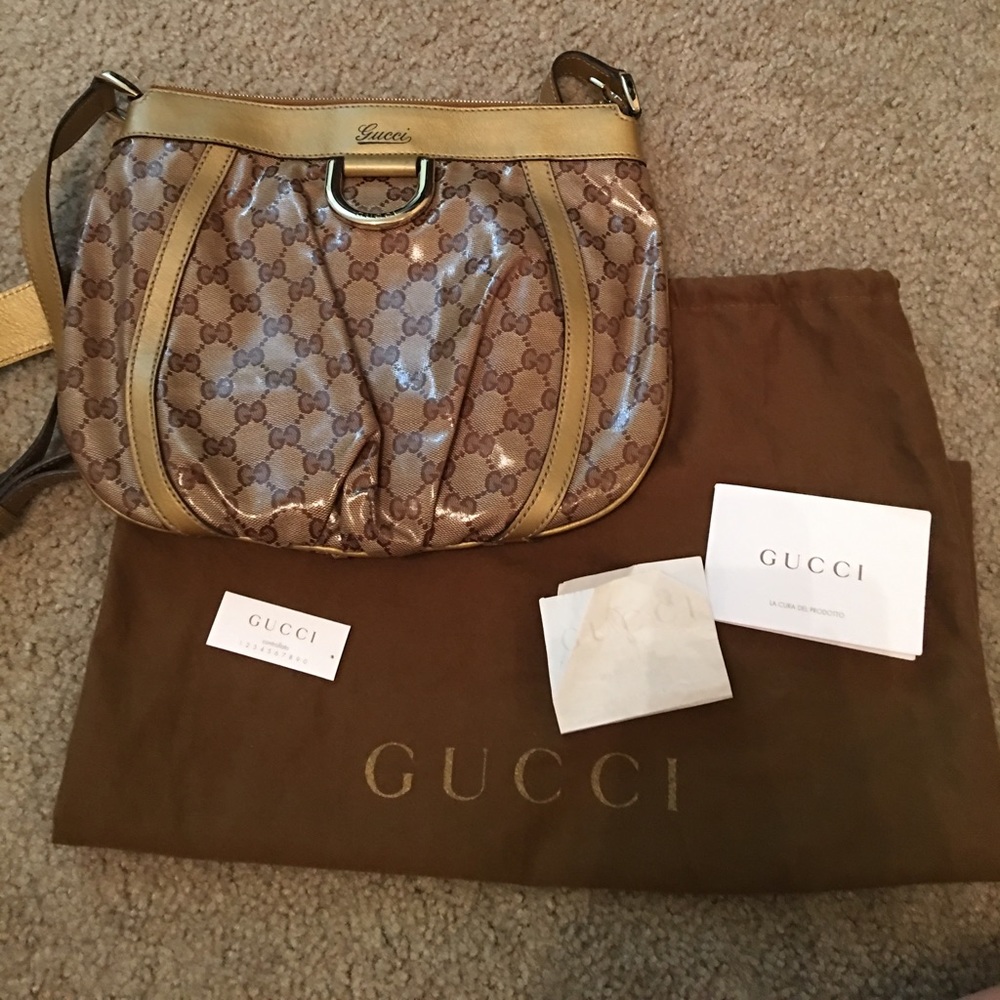Gucci messenger bag