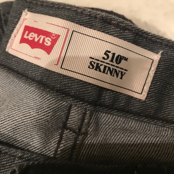 Jeans - Picture 2 of 4