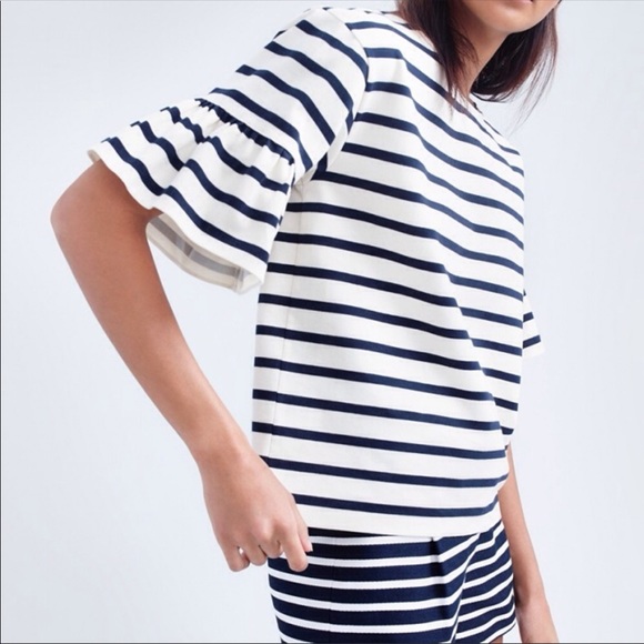 J Crew Ruffle Sleeve Top - Picture 1 of 3