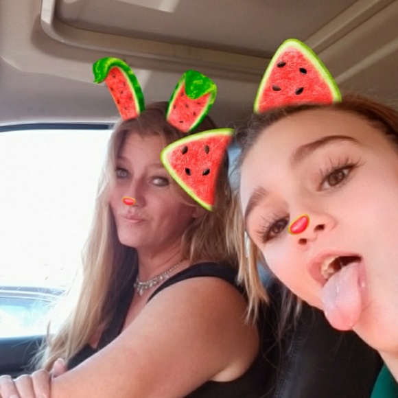 Meet your Posher, Theresa - Picture 4 of 8