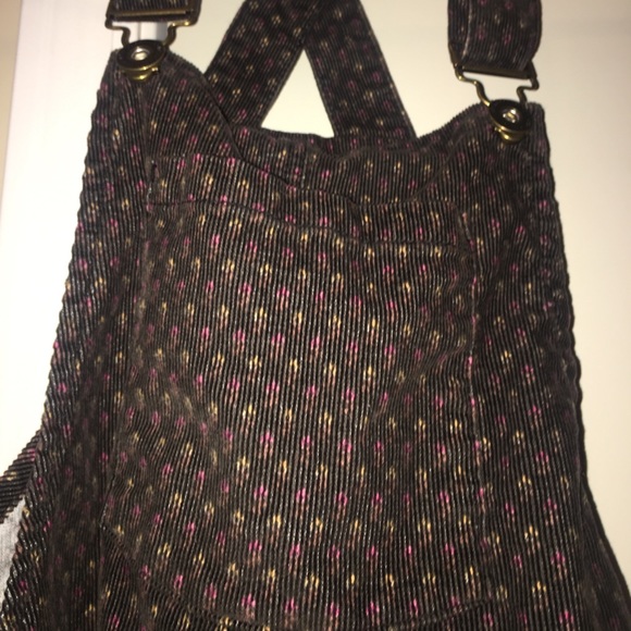 Overall - Picture 1 of 4