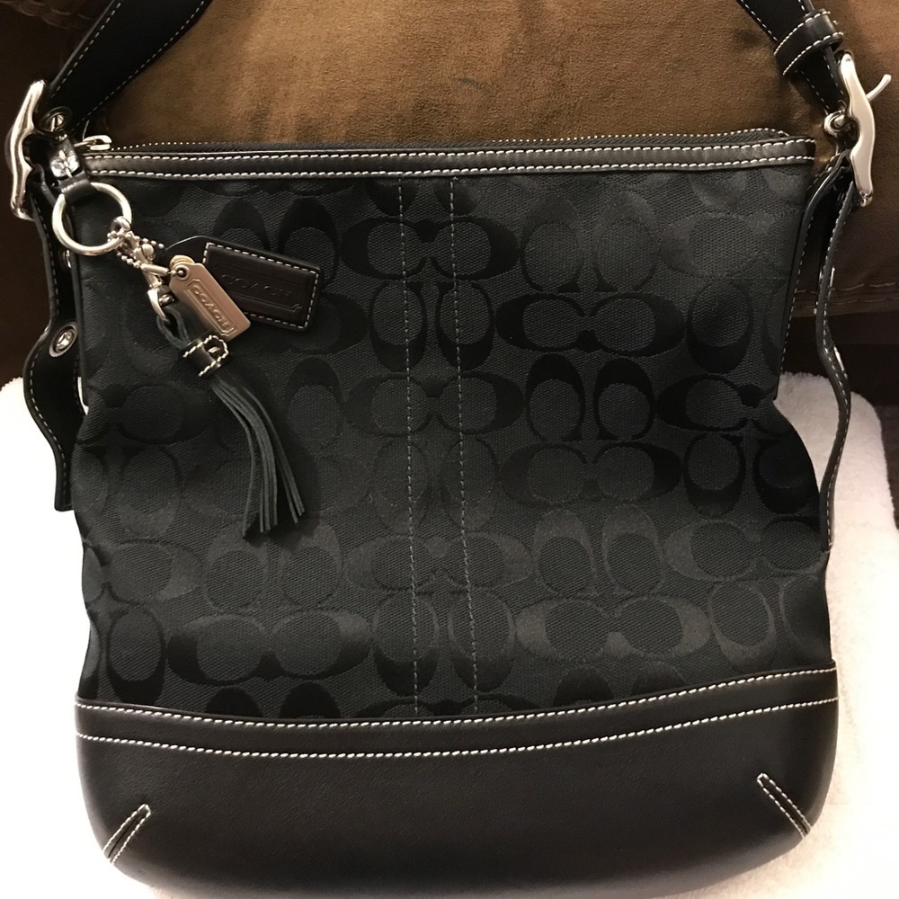 Vintage Coach Cross body - EUC