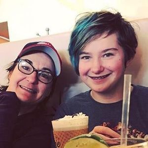 Meet your Posher, Niki