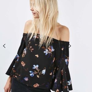 Off the shoulder topshop top