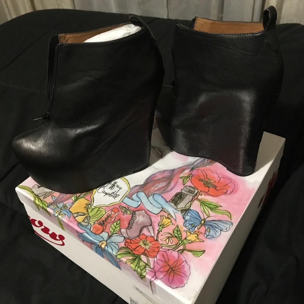 Jeffrey Campbell wedge bootie with stitch detail