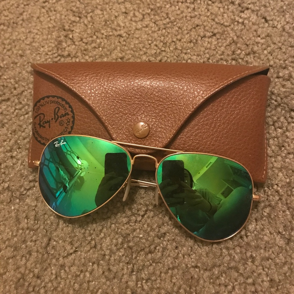 Green/Blue Ray Ban Aviators