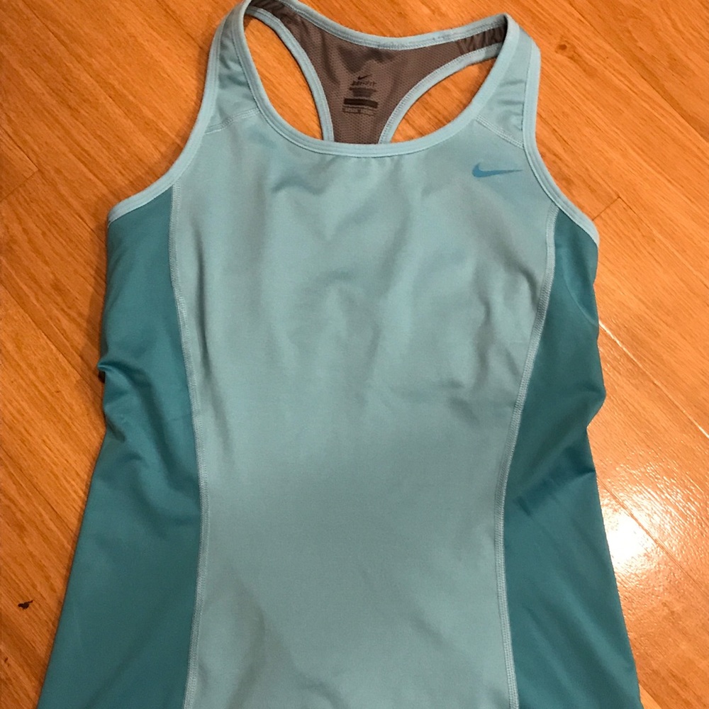 Nike work out tank