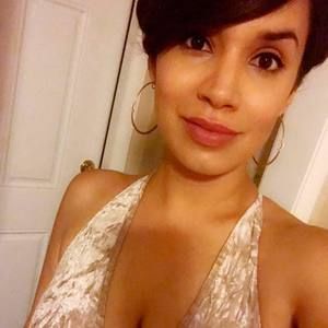 Meet your Posher, Rebecca