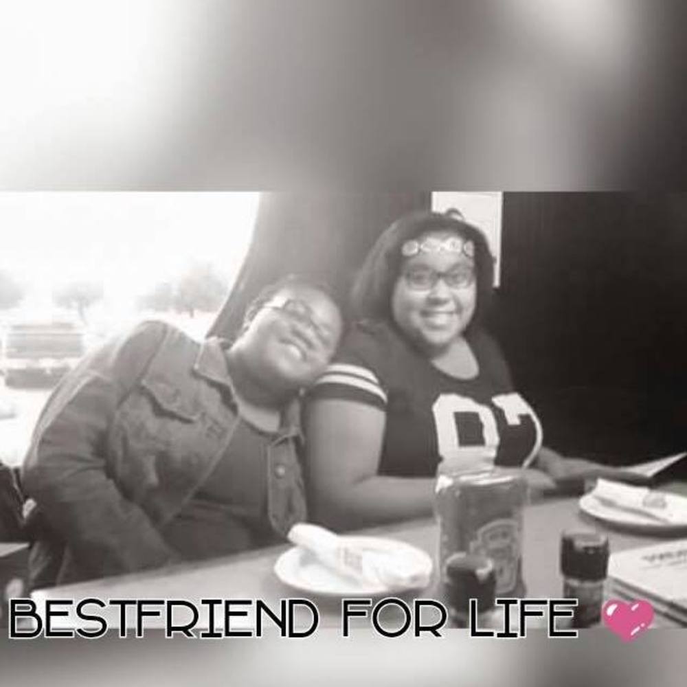 Meet your Posher, Destinee