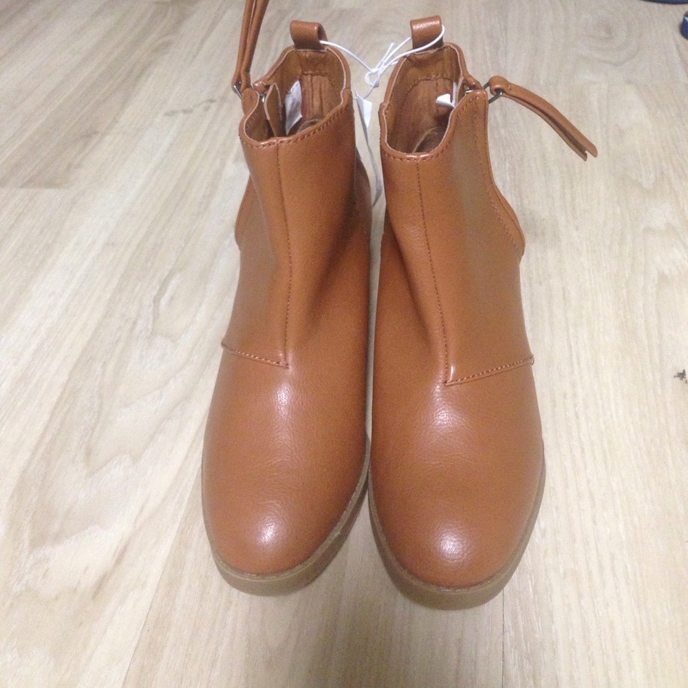 NWT Old Navy Ankle Boots
