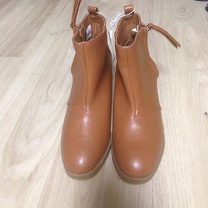NWT Old Navy Ankle Boots