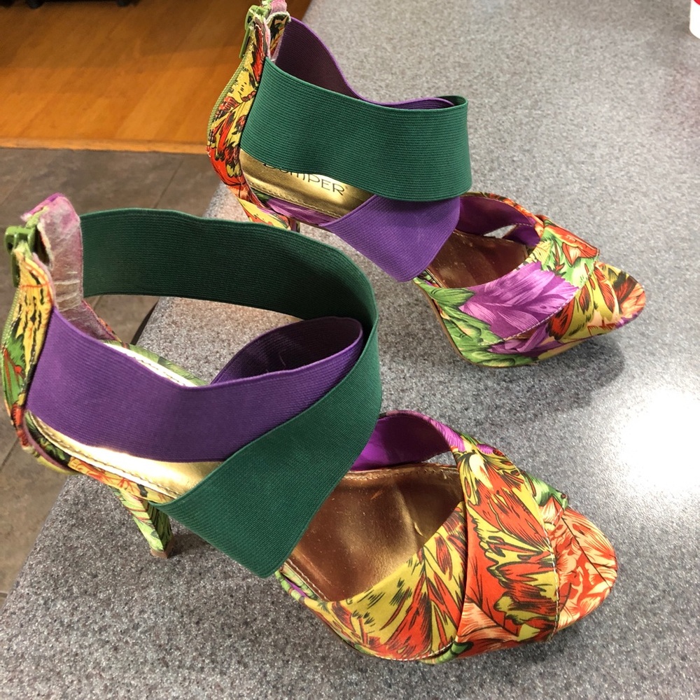 Bumper multicolor heels