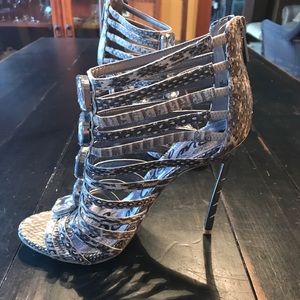NIB Sam Edelman Snakeskin Jeweled Gladiator Sandal