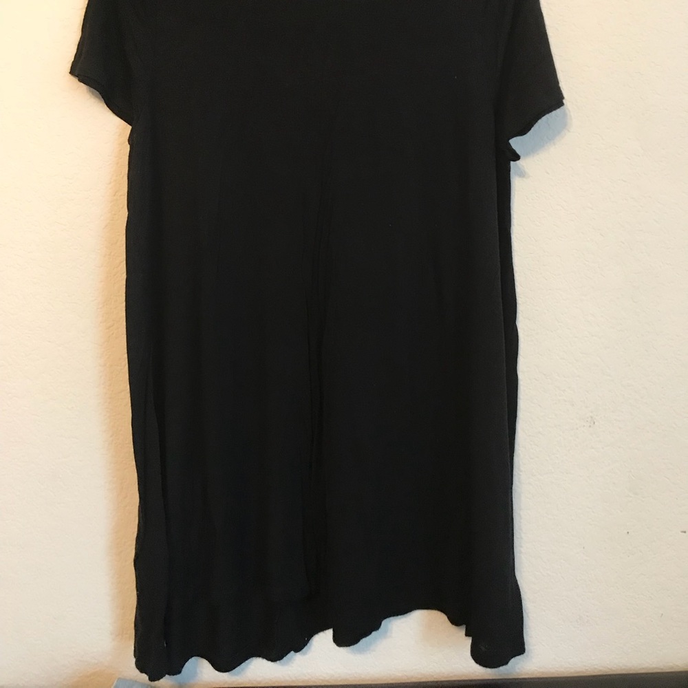 Flowy Black short sleeve dress