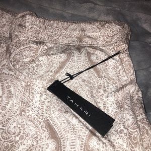 Tahari NWT pajama pants...Can be worn as reg pants