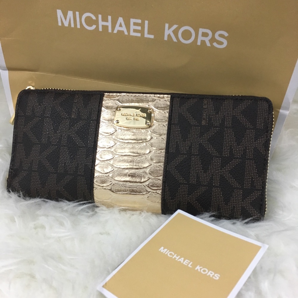 Brand new Michael Kors Wallet with tags