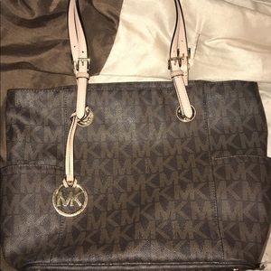 Michael Kors purse