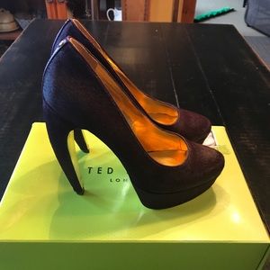 NIB Ted Baker Purple 'Sawp' Calf Hair Heels