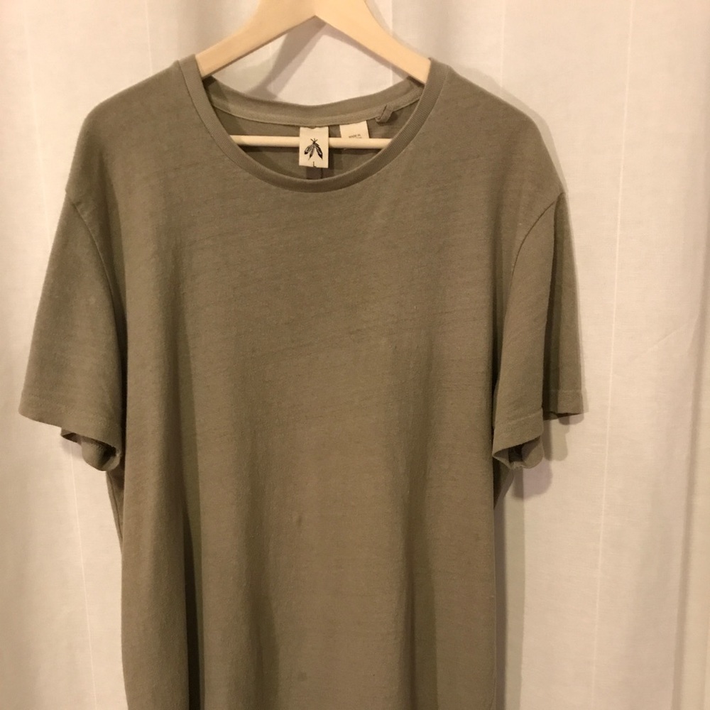 $9 SALE! Urban Outfitters Longline Fishtail Shirt