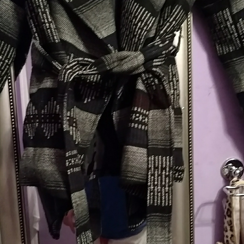 Jacket - Picture 2 of 3