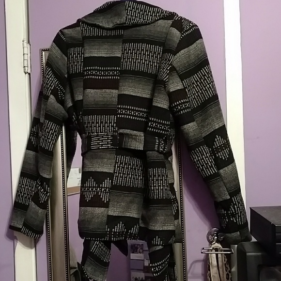 Jacket - Picture 3 of 3