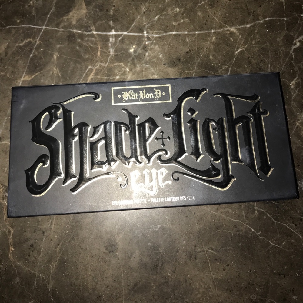 KAT VON D | Shade + Light Eye Contour Palette