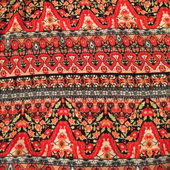 XXS LuLaRoe Lucy Skirt!! - Picture 2 of 4