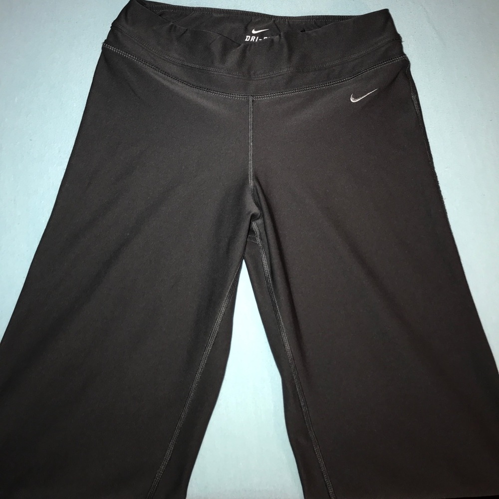 Nike yoga pants