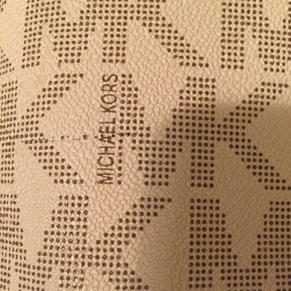 Hamiltpn Style Michael Kors Handbag - Picture 4 of 6