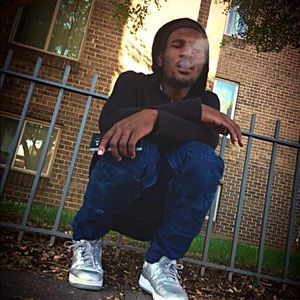 Meet your Posher, Avadis