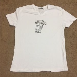 Versace V-Neck T-shirt!