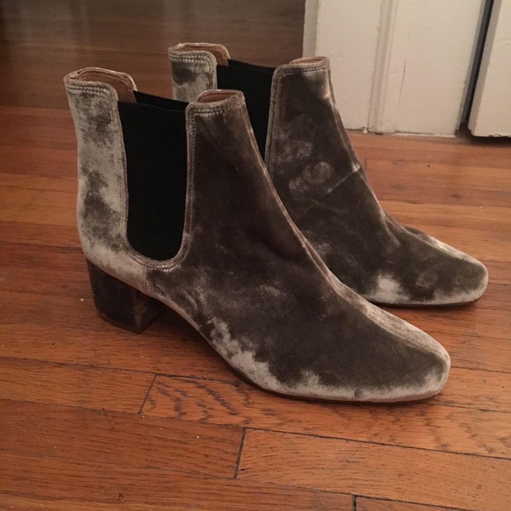Madewell velvet chelsea boots - never worn