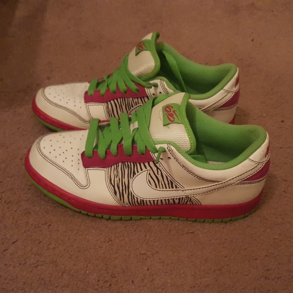 Nike 6.0 size 8