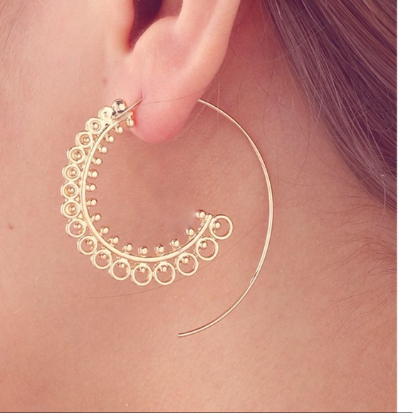 Jewelry - NWT 1 Left! ⚜️BOHO Earrings ⚜️ GOLD- beautiful🔆