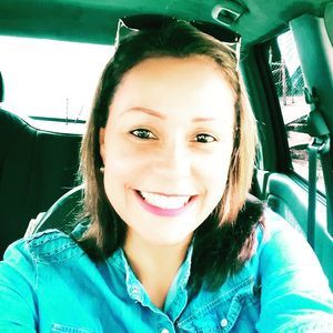 Meet your Posher, Roxana