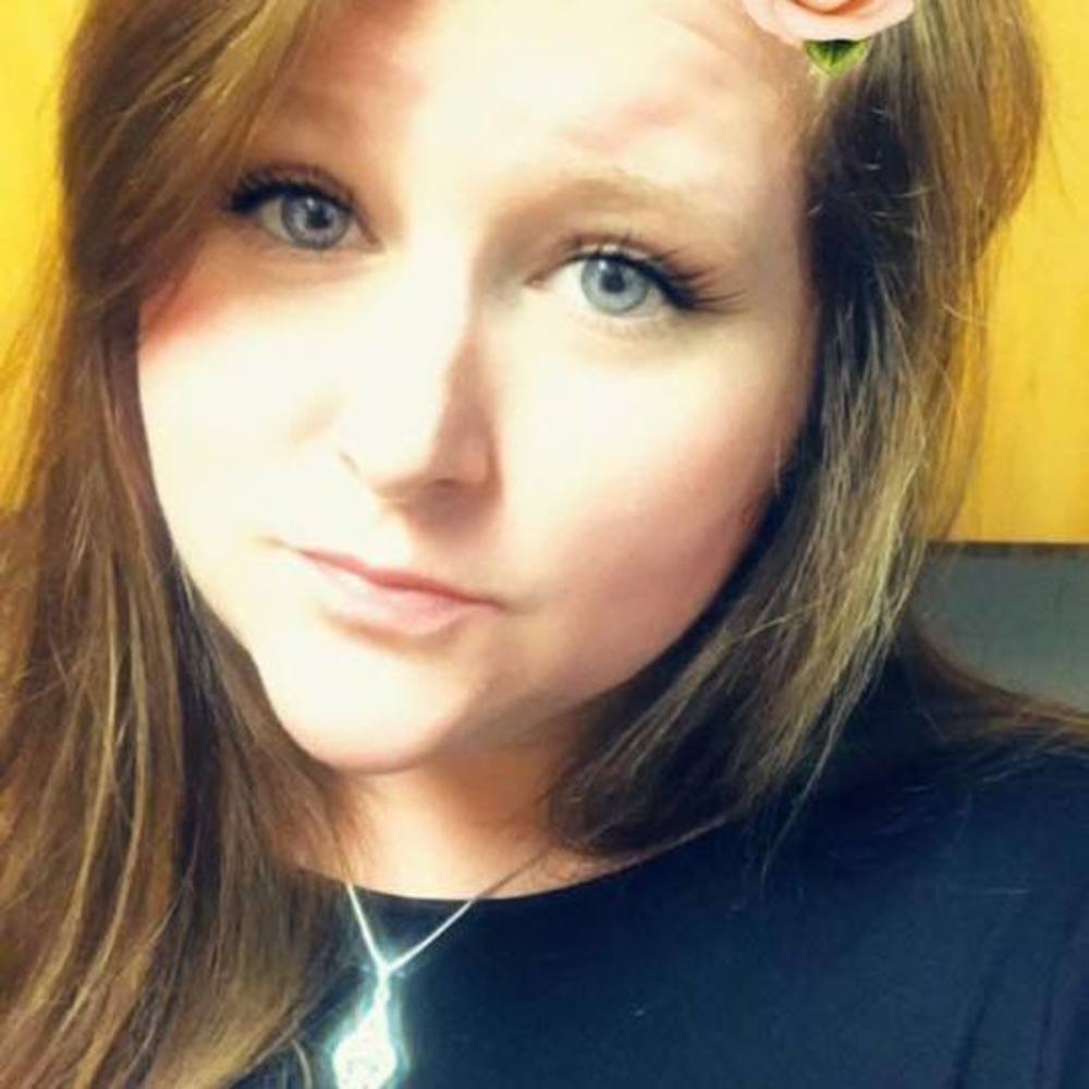 Meet your Posher, Leanna