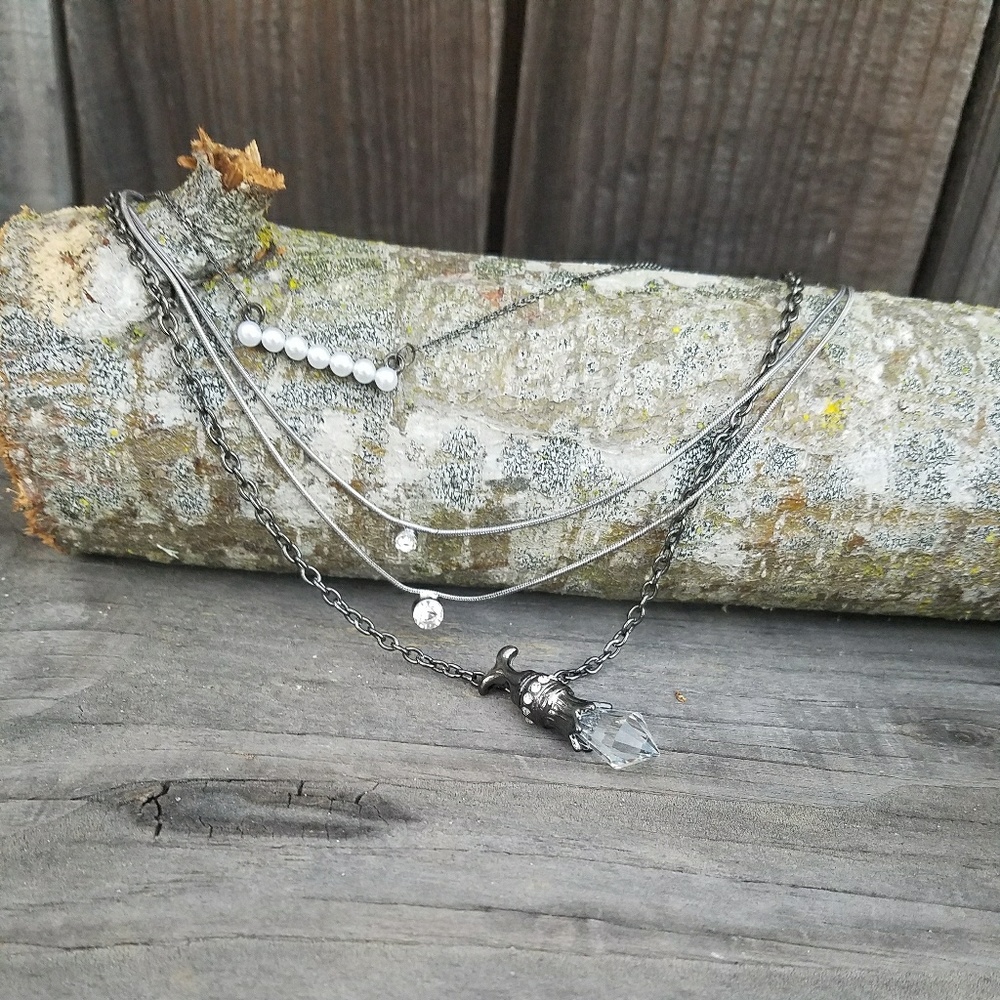 UO layer mixed chain necklace