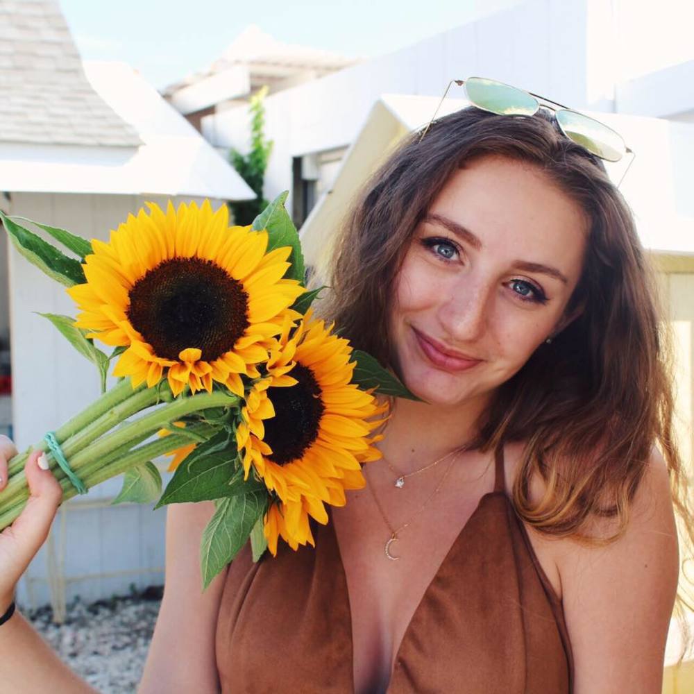 Meet your Posher, Marina