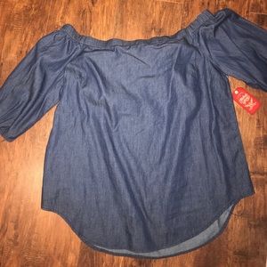 Demin off-the-shoulder top